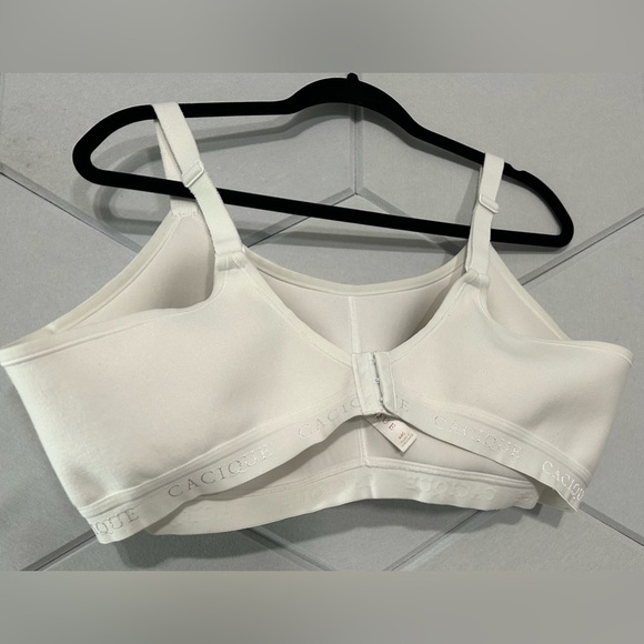 Cacique Bra - Picture 2 of 3